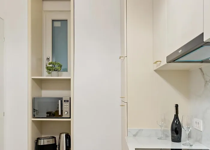 - Rafinament Arhitectural - Blocul Wilson