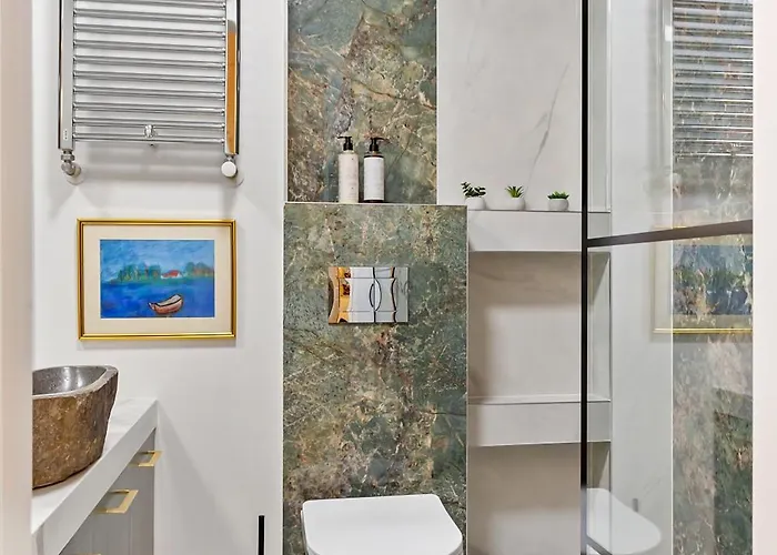 - Rafinament Arhitectural - Blocul Wilson Apartman *